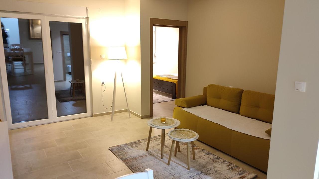 Apartman Front Šid Extérieur photo